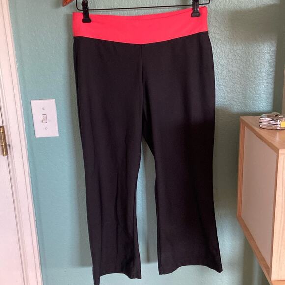 Nike crop dri fit leggings - Picture 1 of 3